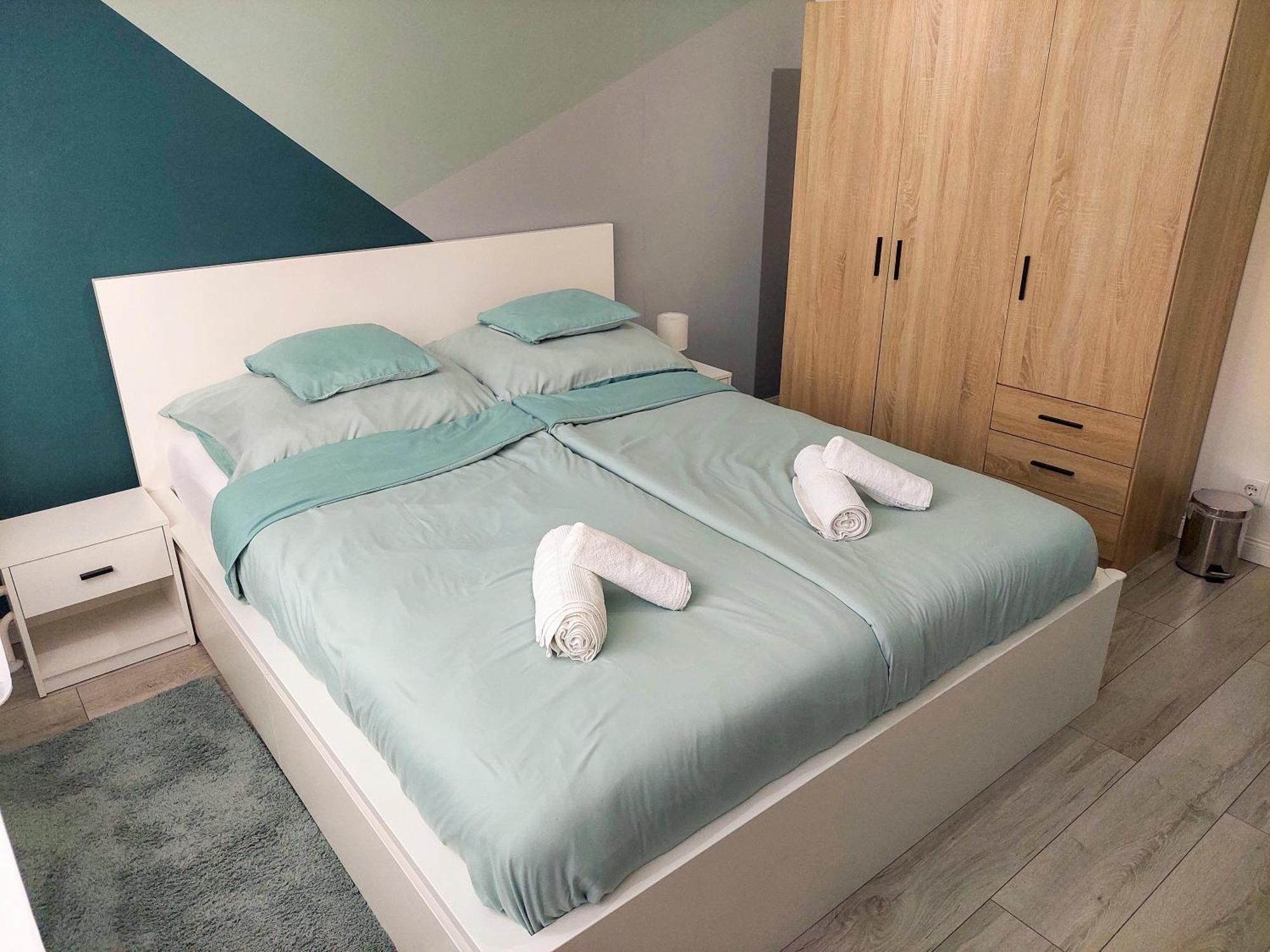 Aweshome City Apartment - 3 Bedrooms And Free Parking Debrecen Eksteriør billede